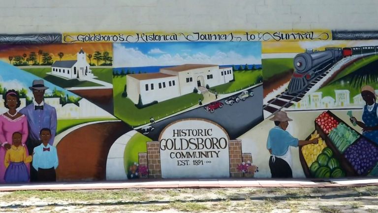 1127_n13_goldsboro_mural